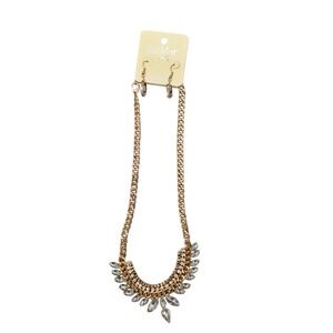 EsMor Gold Tone Crystal Statement‎ Bib Necklace and Drop Earrings Set BNE2262GD